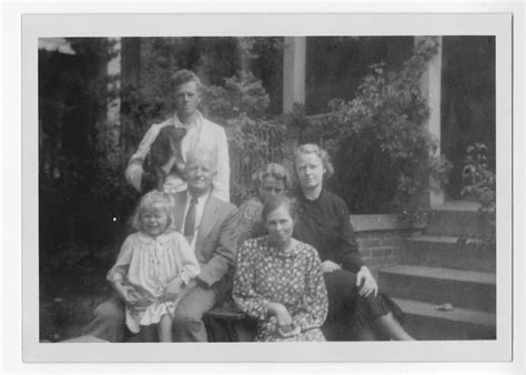 [Chester W. Nimitz, Catherine Nimitz and Their Children] - The Portal ...