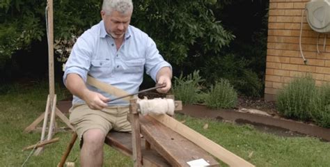 English Longbow Making 的图像结果