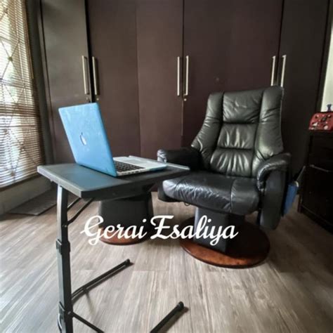 Jual UV- Meja Lipat Laptop Meja baca PORTABLE HITAM 100% ORINAL - Hitam ...