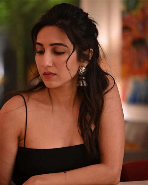 10 Popular and Gorgeous Indian Web Series Actresses in 2022