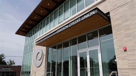 Envision Credit Union opens doors to customers at new downtown center