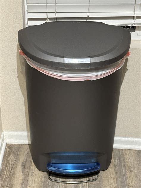 Simple Human Trash Can : r/BuyItForLife