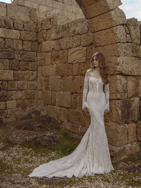 Pnina Tornai Wedding Dresses