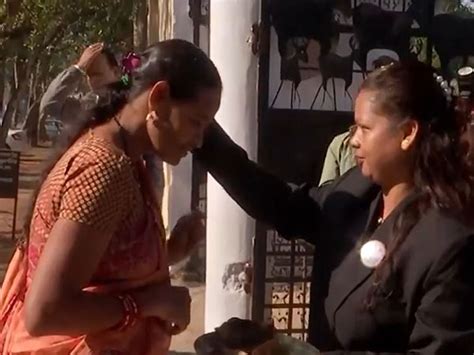 Chhattisgarh: Surrendered Naxals welcomed at Bastar Academy; to meet ...