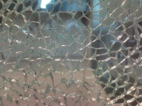 怎么用玻璃刀手动切玻璃 钢化玻璃打磨后会破裂吗,行业资讯-中玻网