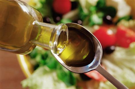 What to Substitute for Vegetable Oil - Best Vegetable Oil Substitutes