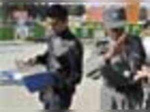 23 Indians picked up during UK raids for illegal immigrants - The ...