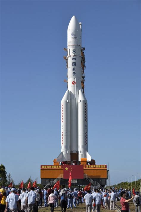 长征五号遥四运载火箭垂直转运至发射区 计划择机实施我国首次火星探测任务【4】--图片频道--人民网