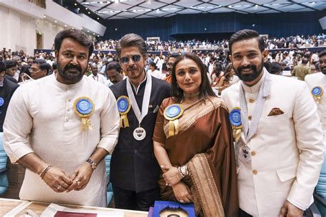 Mohanlal, Shah Rukh, Rani Mukerji, Vikrant Massey conferred National Awards