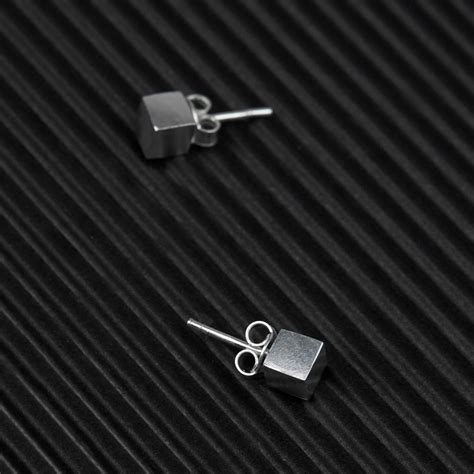 Boxy Earrings - Silver – The Slow Studio