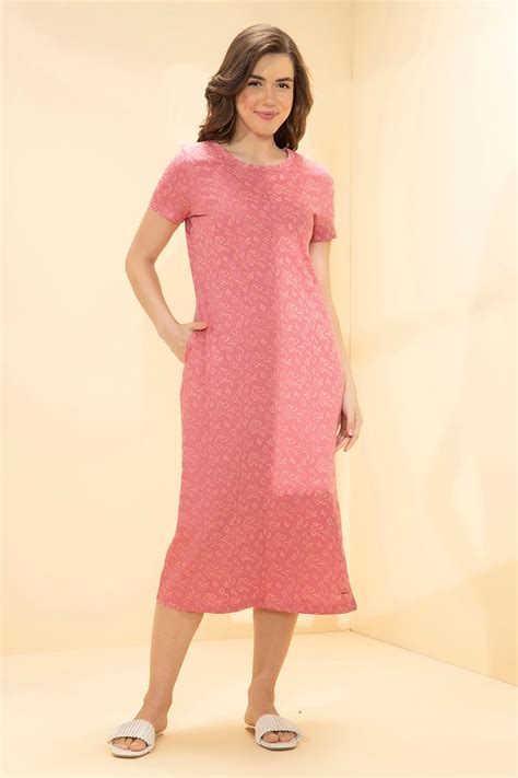 Buy Lounge Laze Dress - Pink Abstract Print | amanté
