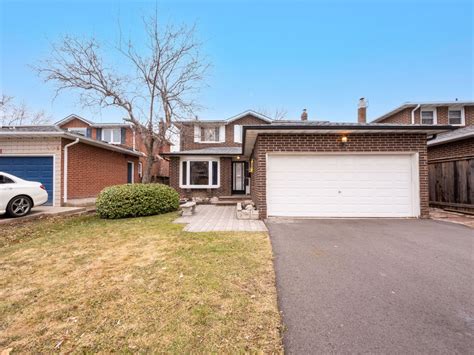 OPEN HOUSE🏡19 BLENHEIM DR,BRAMPTON📍, 19 Blenheim Dr, Brampton, ON L6Z ...