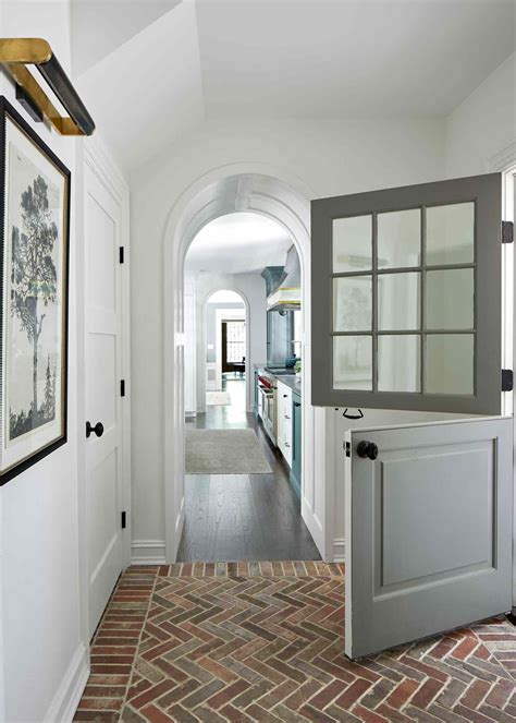22 Entryway Wall Ideas That Make a Great First Impression