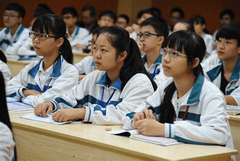 深圳一张教师工资单震惊了程序员们，西安的编制教师工资是多少呢？ - 知乎