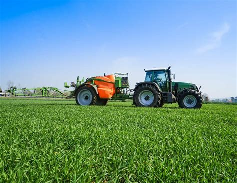 Gefahrstoffe in der Landwirtschaft: Das sollten Sie wissen | agrarheute.com