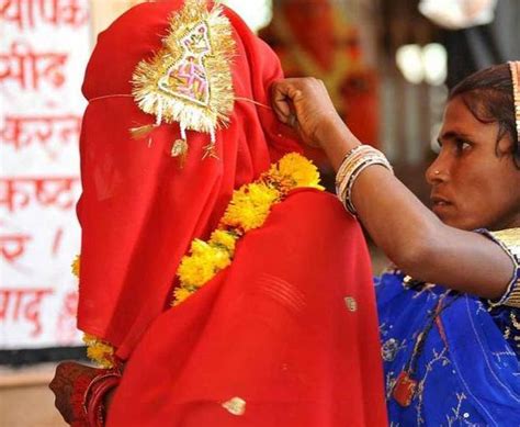 印度童婚盛行 少女新娘遭蹂躏悲惨沦为性奴(图)-搜狐新闻