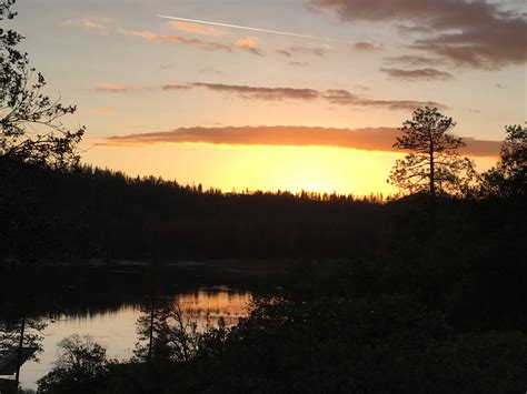 Bass Lake California Sunset No Foolin' - Bass Lake Boat Rentals