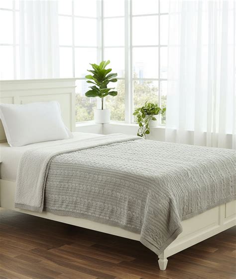 Arch Cable Cotton Knitted Single Bed Sherpa Blanket (Vanilla Grey Méla ...