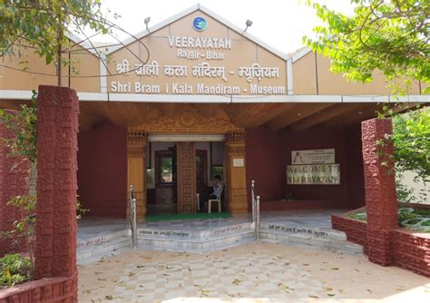 Shri Parshva Jinalaya Shwetamber Jain Mandir, Veerayatan, Rajgir ...