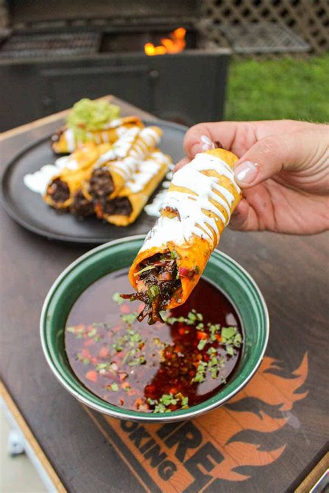 Shredded Beef Flautas | Recipe | Mexican food recipes, Beef recipes ...