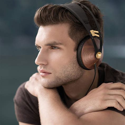 Meze 99 Classics Wooden Headphones