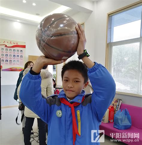 【暖在寒冬 新年圆梦】44个孩子收到了新年礼物 _平阳新闻网