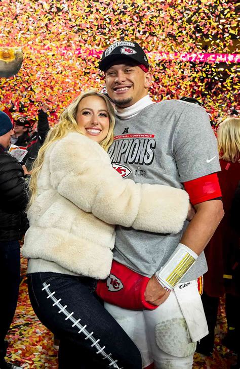 Brittany Mahomes Puts a Sexy Spin on Beachwear with Plunging Ruffled Dress