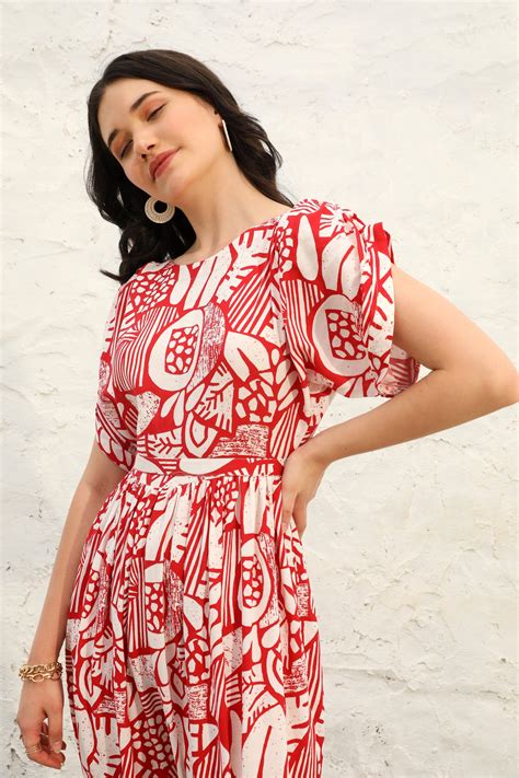 Red Midsummer Dress – Sunscape