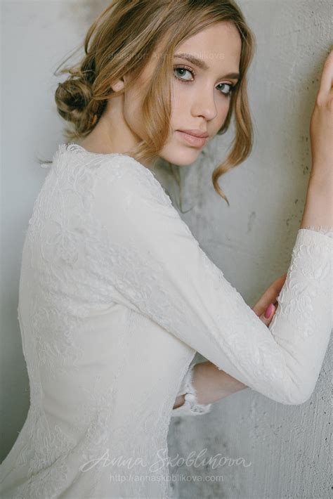 Luxurious winter lace wedding dress | Wedding Dresses & Evening Gowns by Anna Skoblikova