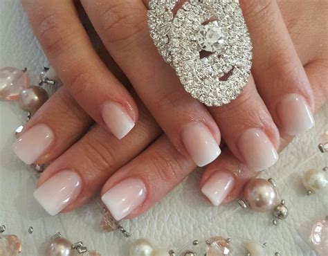 short ombre acrylic nails