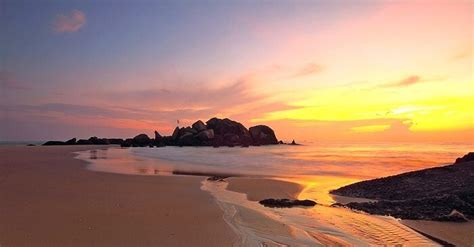 Visit These Sultry 8 Port Louis Beaches To Beat The Heat!