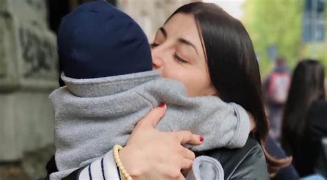 Prime foto per il piccolo Pietro Guanciale, figlio dell'attore Lino e ...