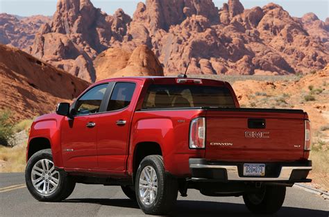 Driving the 2016 GMC Canyon 2.8L Duramax diesel [First Drive] - The Fast Lane Truck