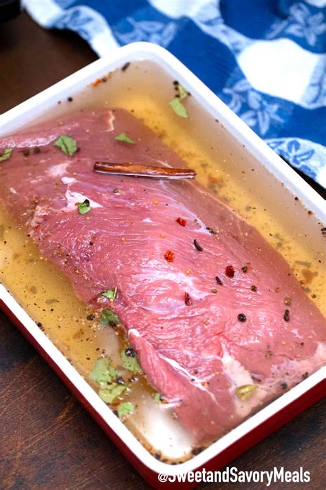 Homemade Corned Beef Brine Recipe [Video] - S&SM