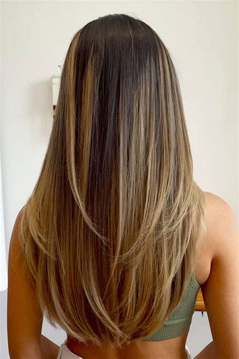 18 Trendy U-Shape Haircut Ideas for 2026