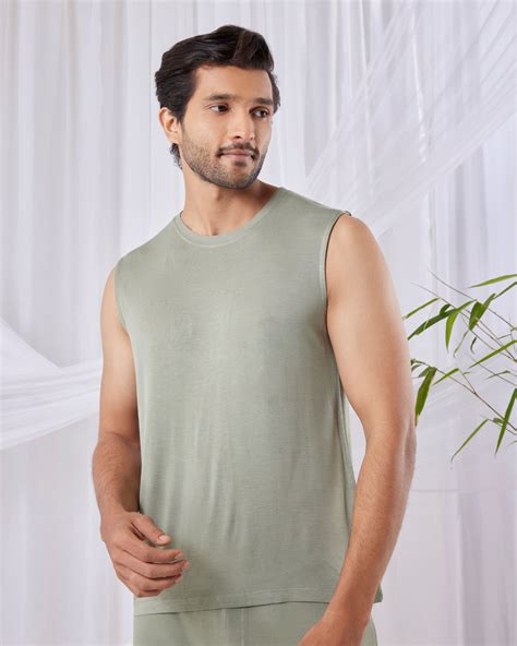 AirKnit Bamboo Tee (Laurel Green)