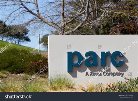 34,423 Science Research Centre Images, Stock Photos & Vectors | Shutterstock