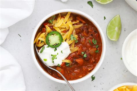 Easy Gluten-Free Chili Recipe (With Beef OR Turkey!)