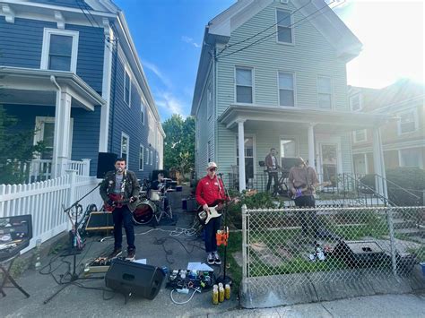 Somerville Porch Fest 2024 Recap! | The Roland High Life