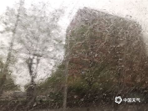30日云南各地一直下雨 昆明金星立交又被淹了（图）_新闻中心_新浪网