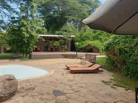 ZIWA BUSH LODGE (Nakuru) - Lodge Reviews, Photos, Rate Comparison ...