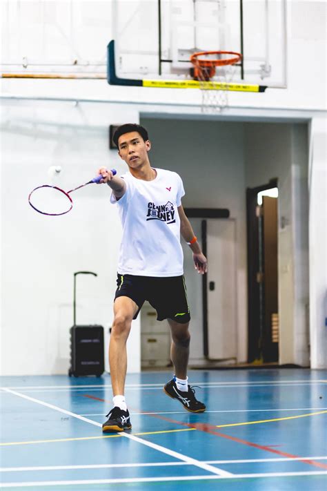 Backhand Clear Badminton 的图像结果