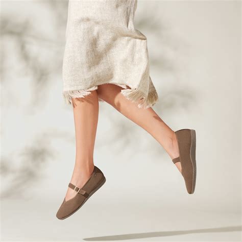 Margot Walker Mary-Jane Lightweight Square-Toe Mary-Jane in Espresso ...