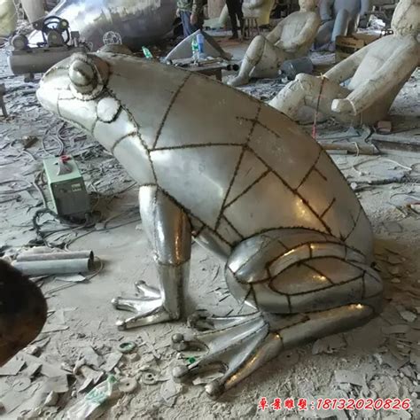 不锈钢抽象青蛙雕塑 - 卓景雕塑公司