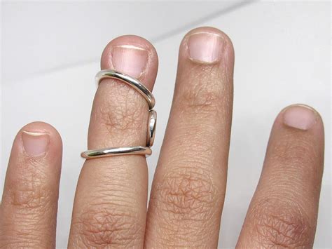 Silver Multiuse Boutonniere Splint Ring. Mallet India | Ubuy