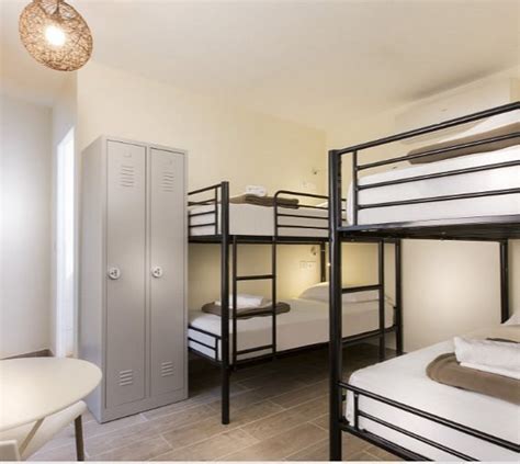 ENJOY HOSTEL (Paris) - Hostel Reviews, Photos, Rate Comparison ...