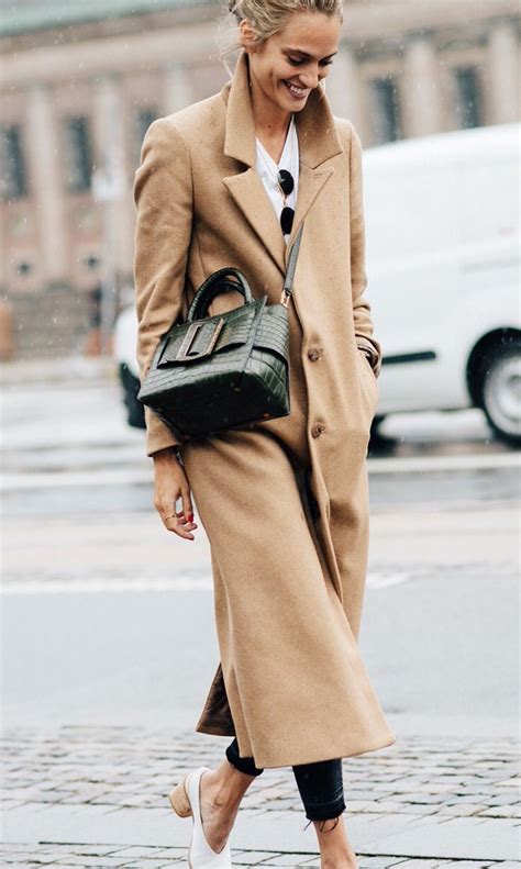 31 Ways How To Wear Camel Coats For Women 2023 - LadyFashioniser.com