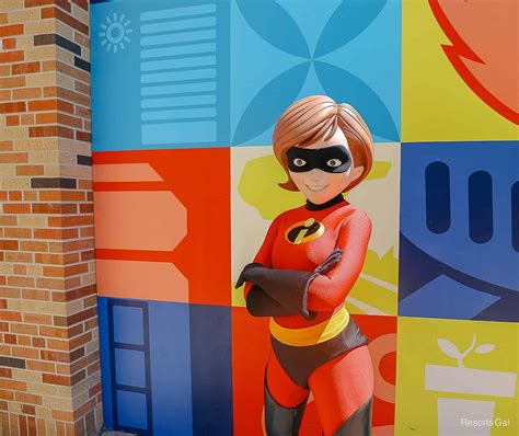 Where to Meet Elastigirl (Mrs. Incredible) at Disney's Hollywood Studios