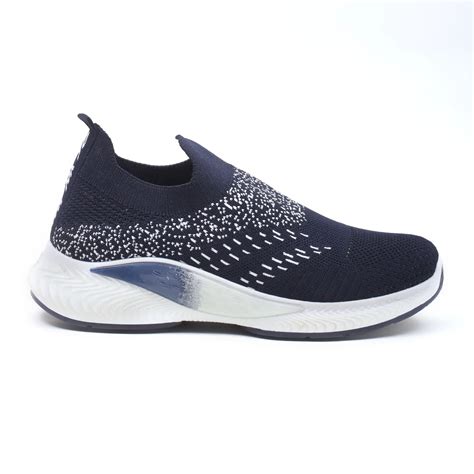 Best Walking Shoes for Women in India – Impakto | Impakto
