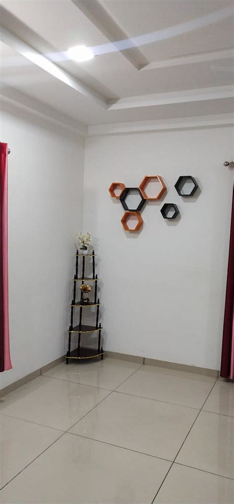 FABULO Hexagon Shape Wall Shelves for Display Storage Unit - Set of 6 ...